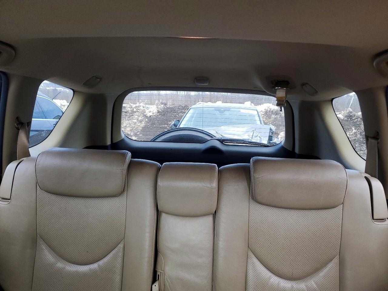 2010 TOYOTA RAV4 LIMITED photo 10