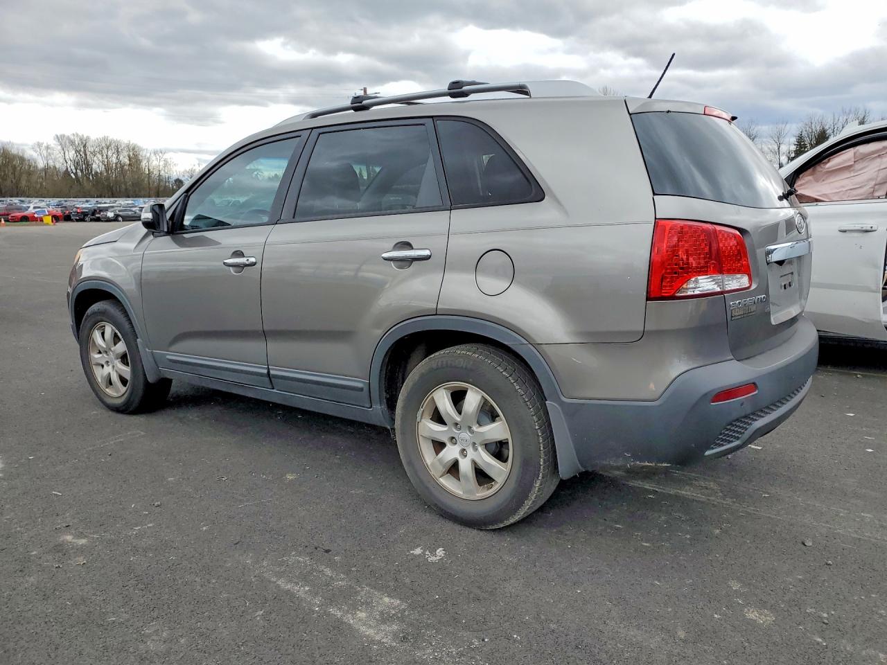 2012 KIA SORENTO photo 3