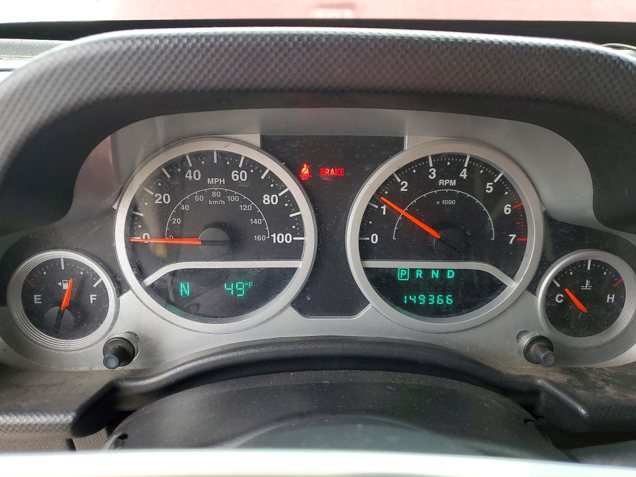 2010 JEEP WRANGLER UNLIMITED SPORT photo 17