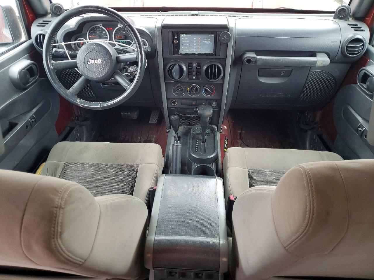 2010 JEEP WRANGLER UNLIMITED SPORT photo 15