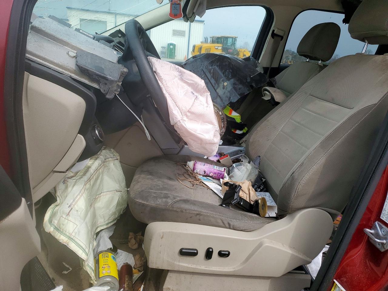 2015 FORD ESCAPE SE photo 19