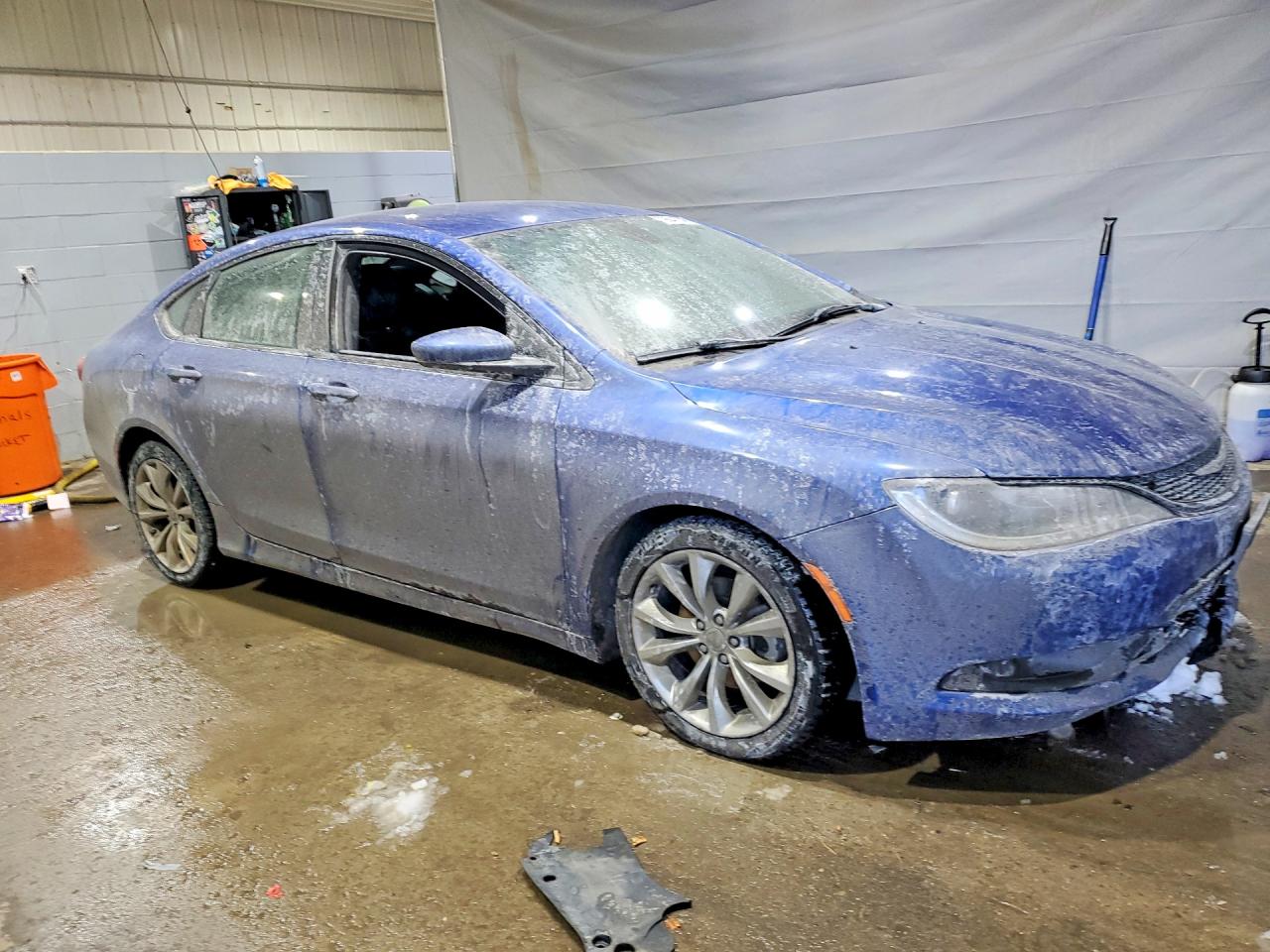 2015 CHRYSLER 200 photo 4