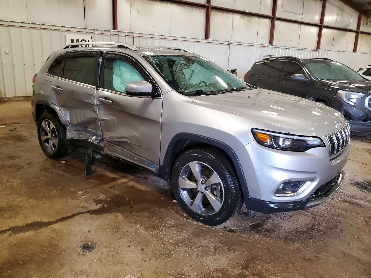 2019 JEEP CHEROKEE LIMITED photo 4