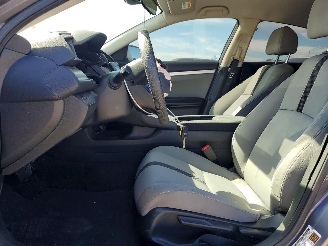 2020 HONDA CIVIC LX photo 7