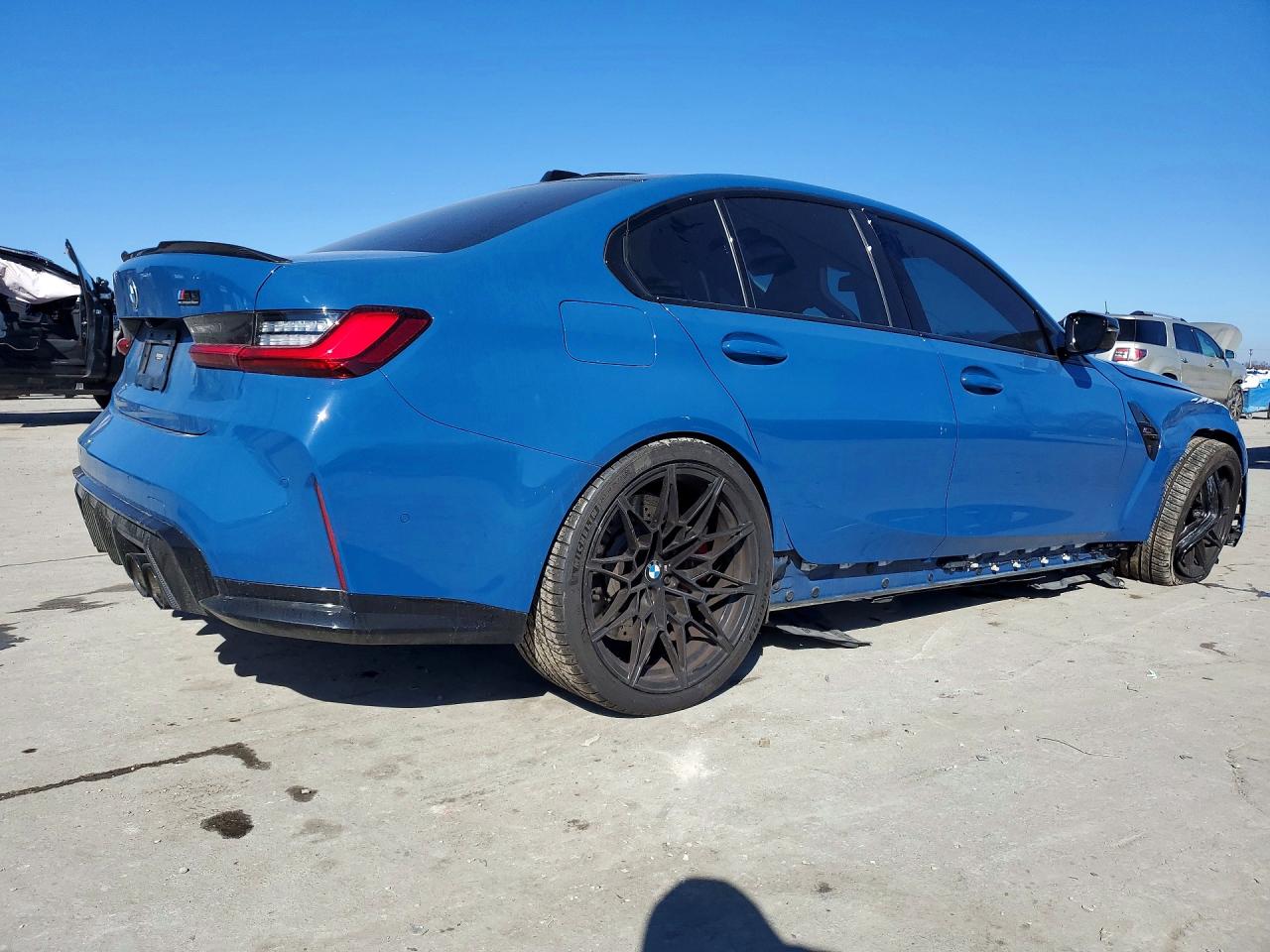 2023 BMW M3 COMPETITION photo 3