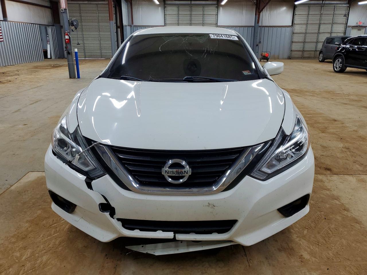 2018 NISSAN ALTIMA 2.5 SV photo 9