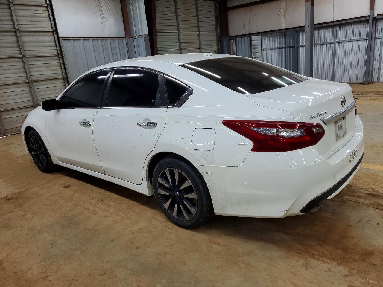 2018 NISSAN ALTIMA 2.5 SV photo 3