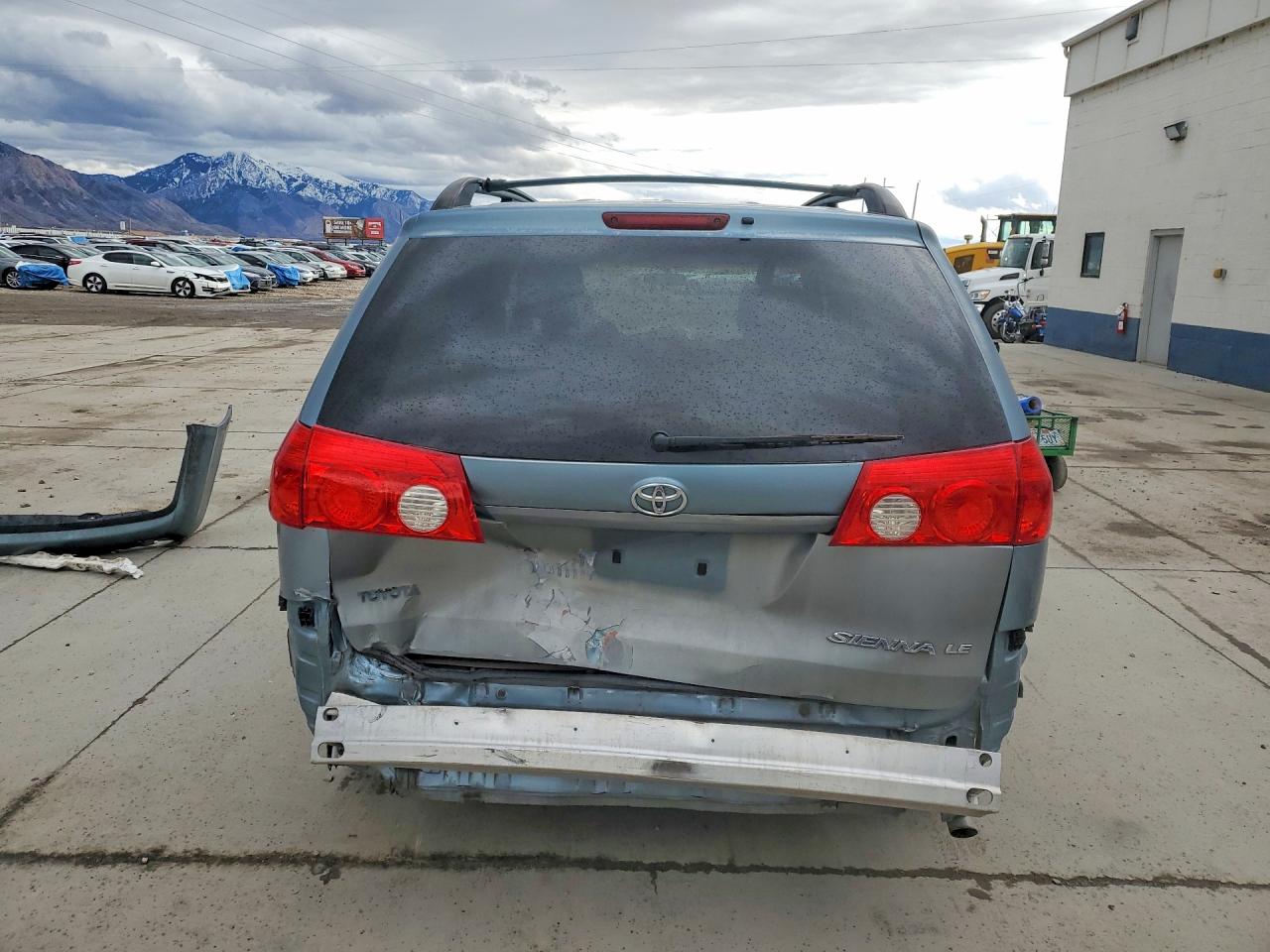 2006 TOYOTA SIENNA LE 7 PASSENGER photo 6