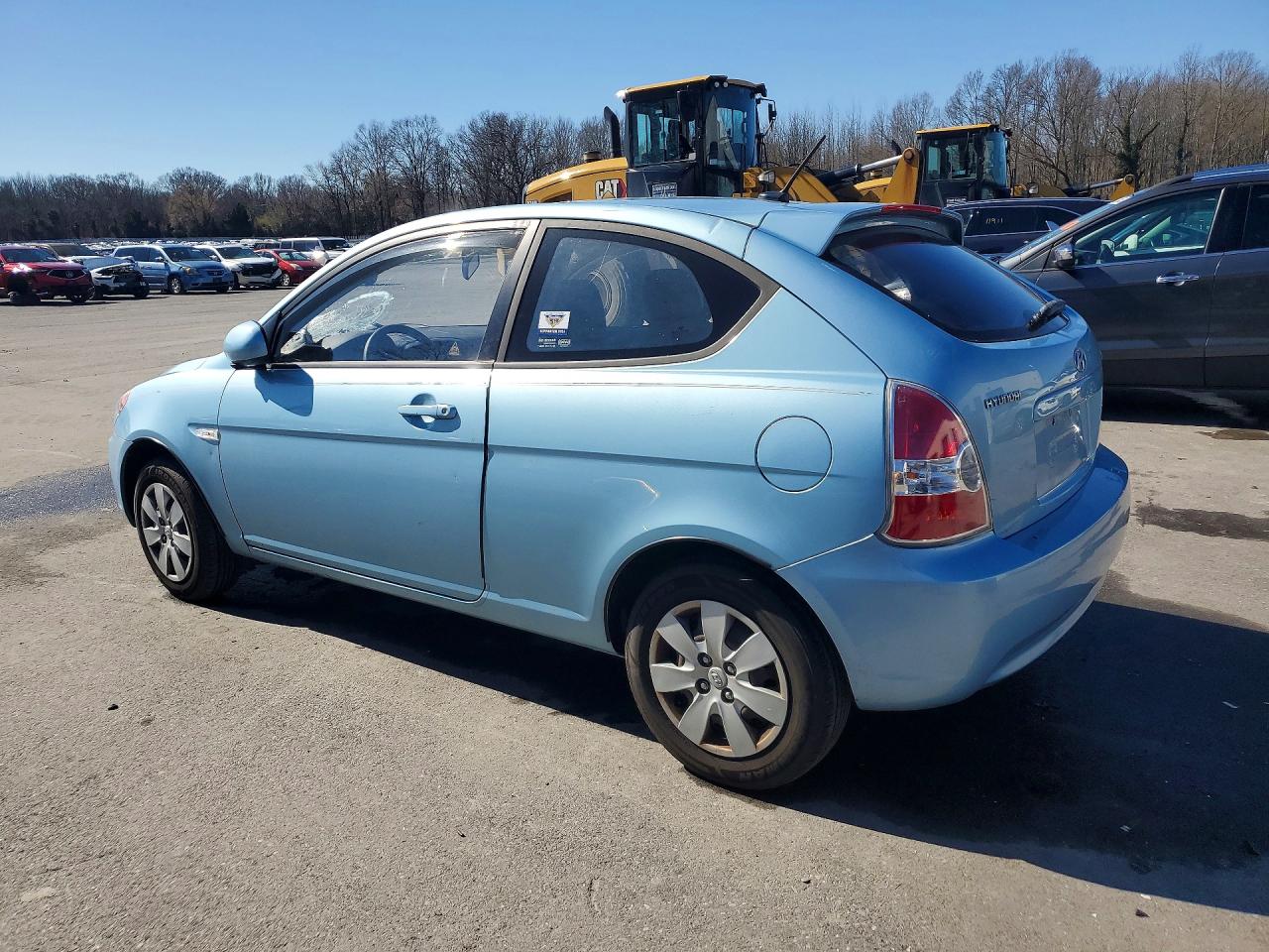 2011 HYUNDAI ACCENT GS photo 2