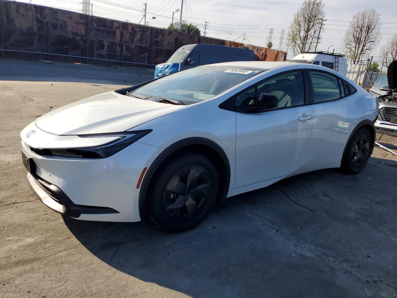2025 TOYOTA PRIUS