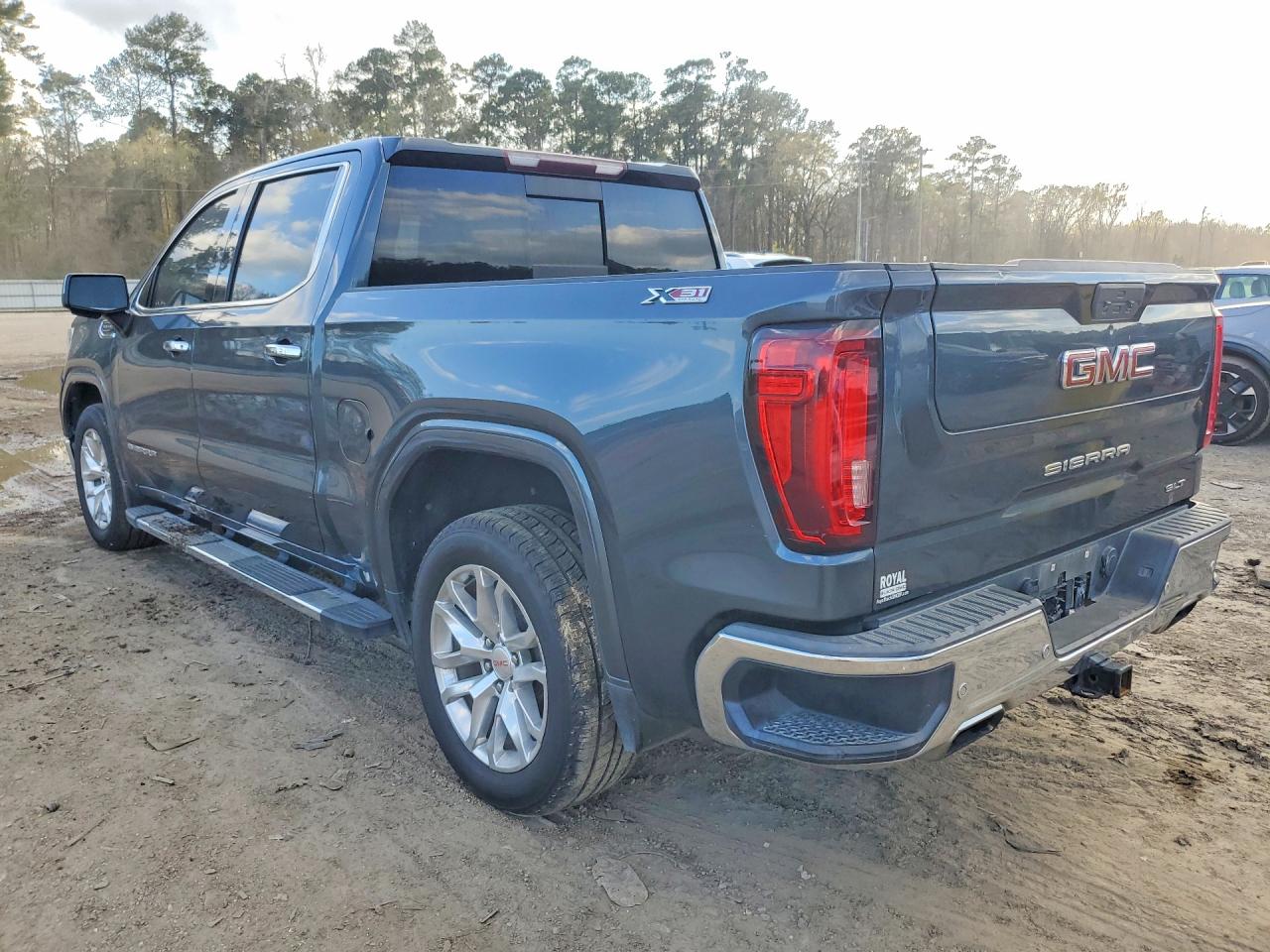 2019 GMC SIERRA K1500 SLT photo 3