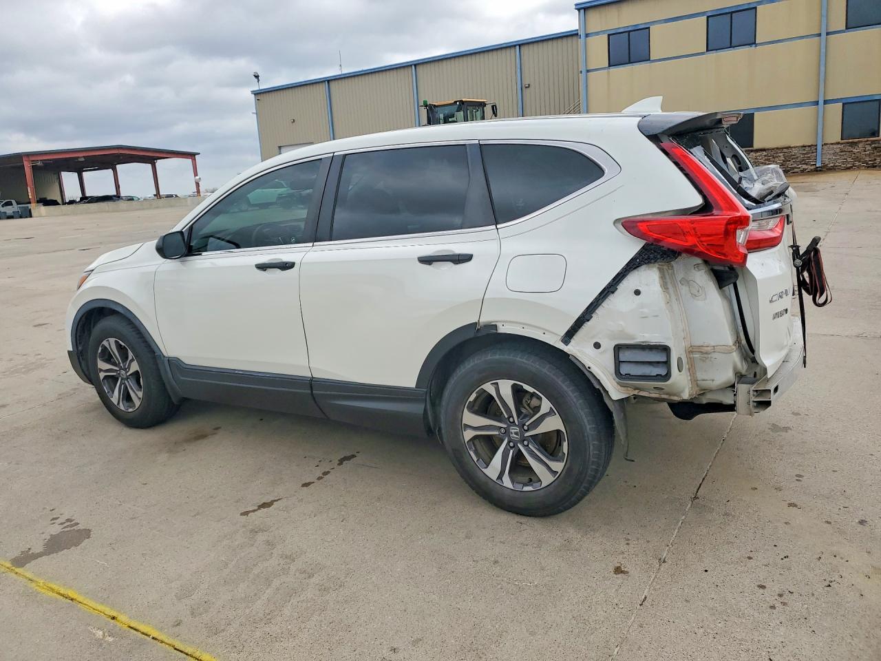 2017 HONDA CR-V LX photo 3