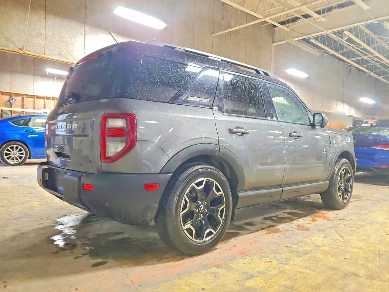 2025 FORD BRONCO SPORT OUTER BANKS photo 3