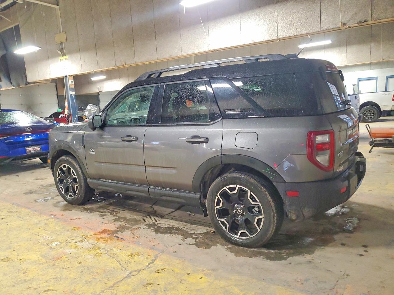 2025 FORD BRONCO SPORT OUTER BANKS photo 2