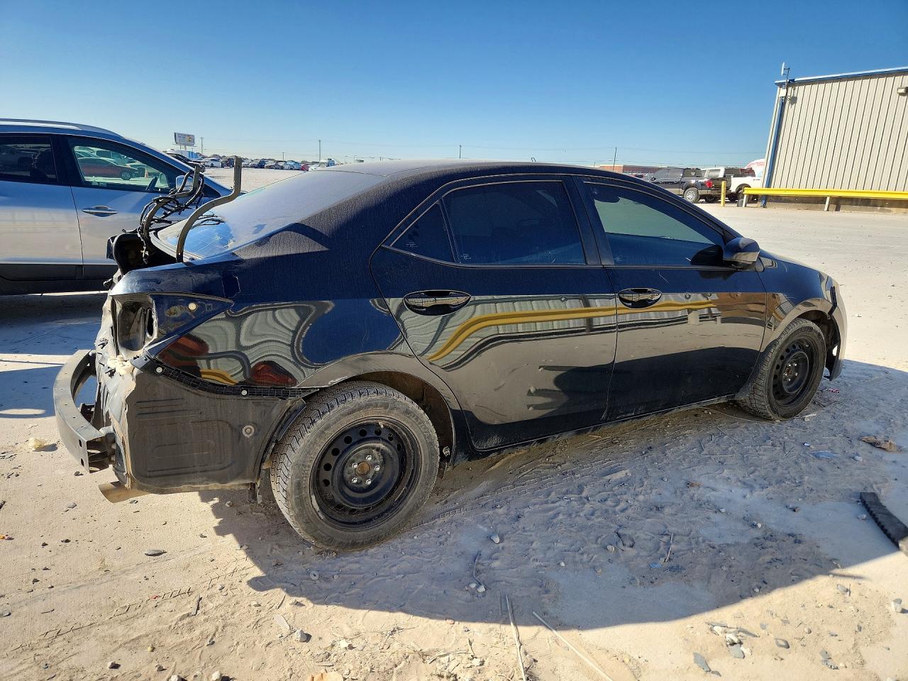 2018 TOYOTA COROLLA LE photo 5