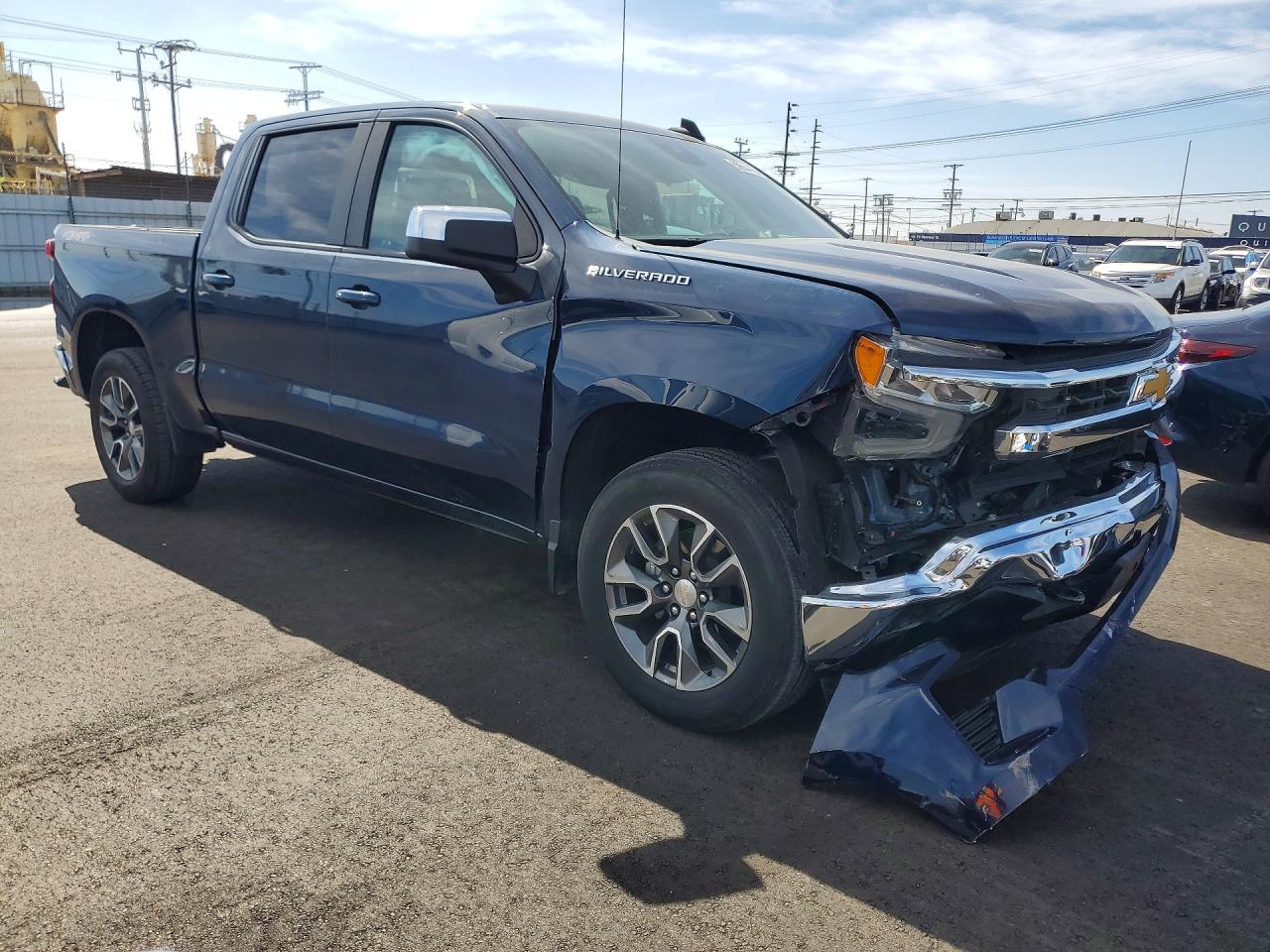 2023 CHEVROLET SILVERADO K1500 LT-L photo 4