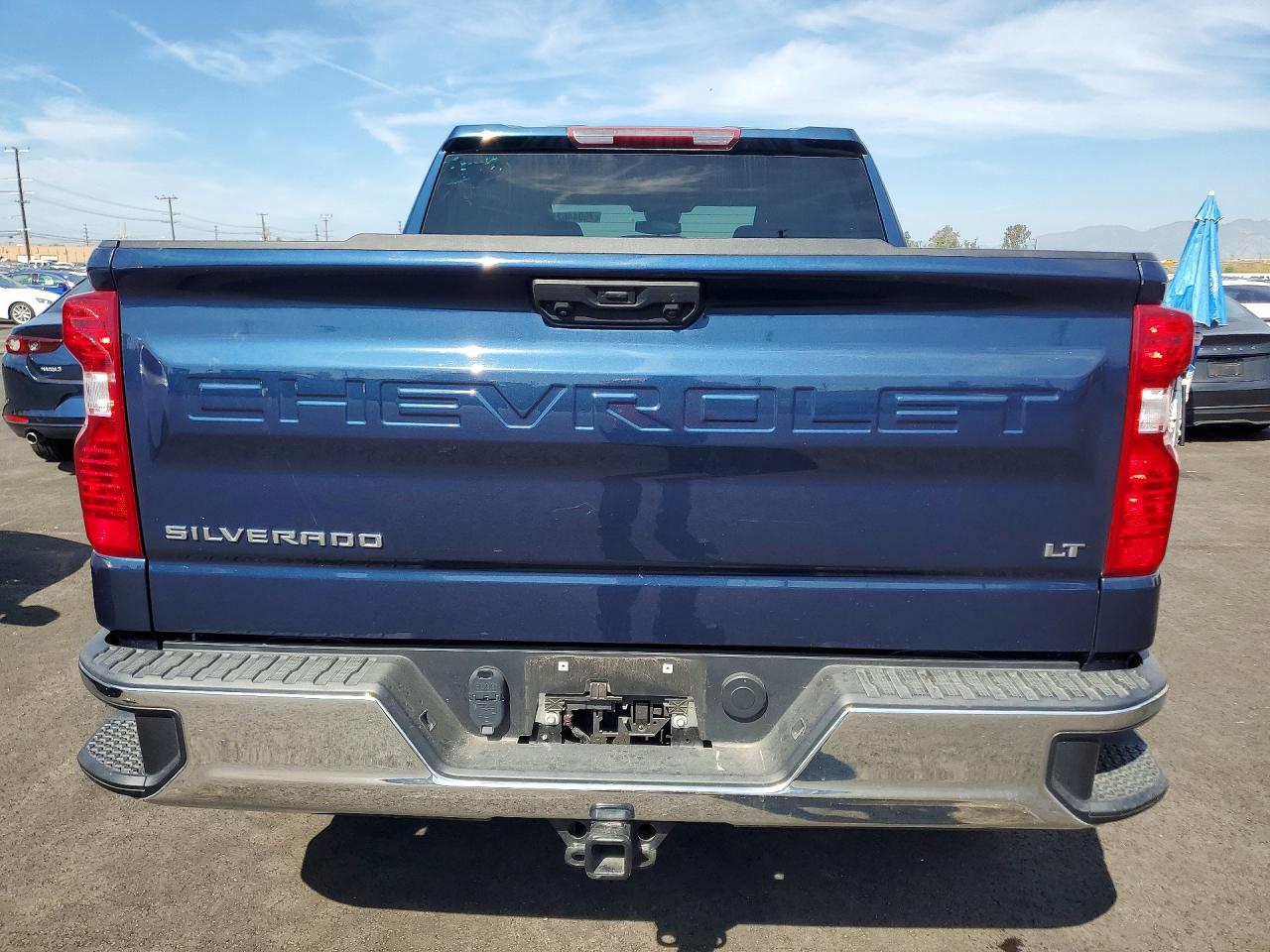 2023 CHEVROLET SILVERADO K1500 LT-L photo 6