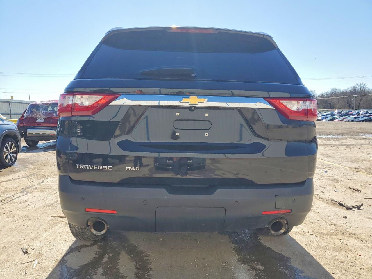 2020 CHEVROLET TRAVERSE LS photo 11
