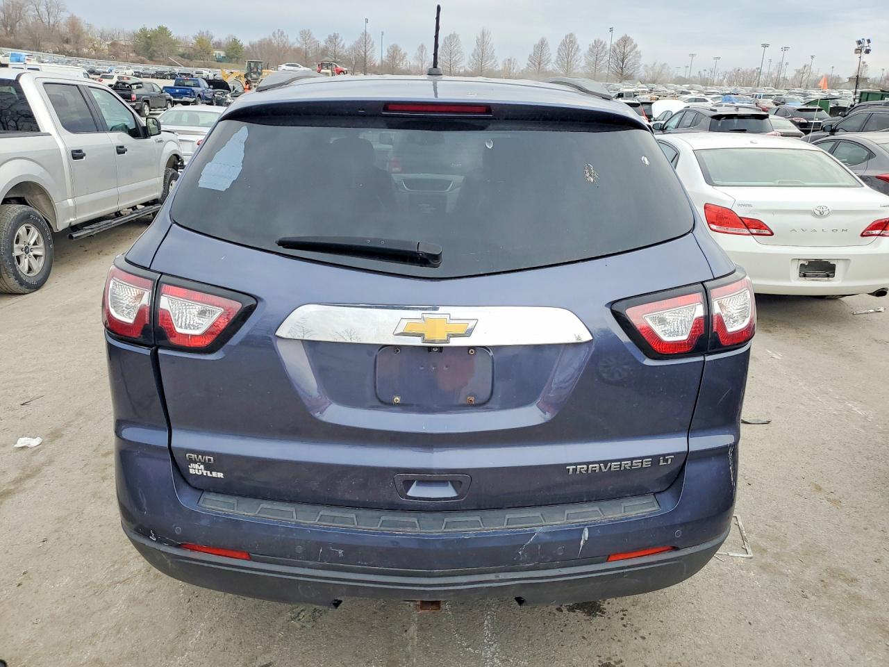2014 CHEVROLET TRAVERSE LT photo 6