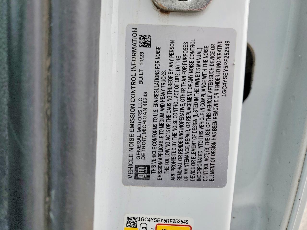 2024 CHEVROLET SILVERADO K3500 photo 25