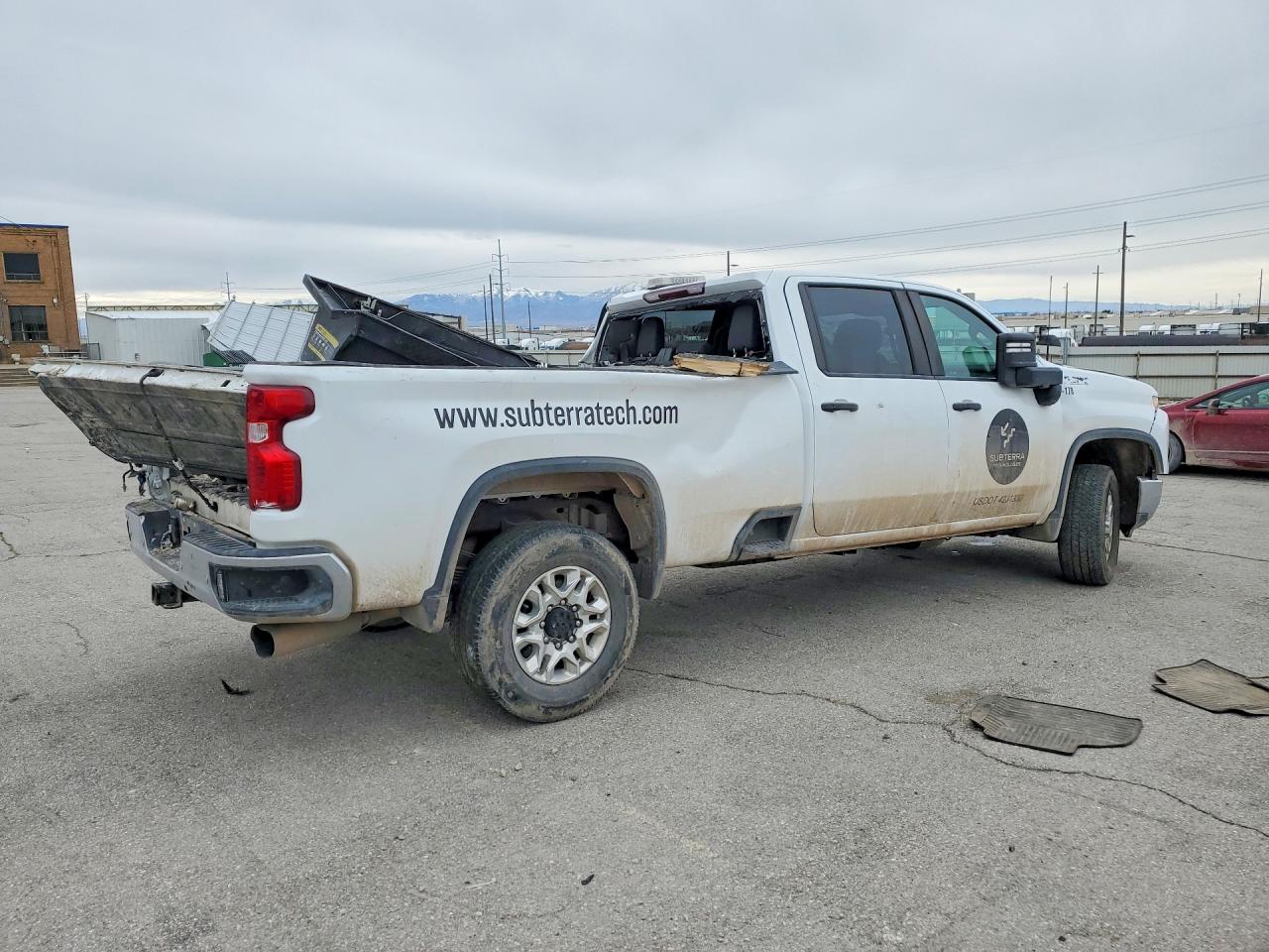 2024 CHEVROLET SILVERADO K3500 photo 5