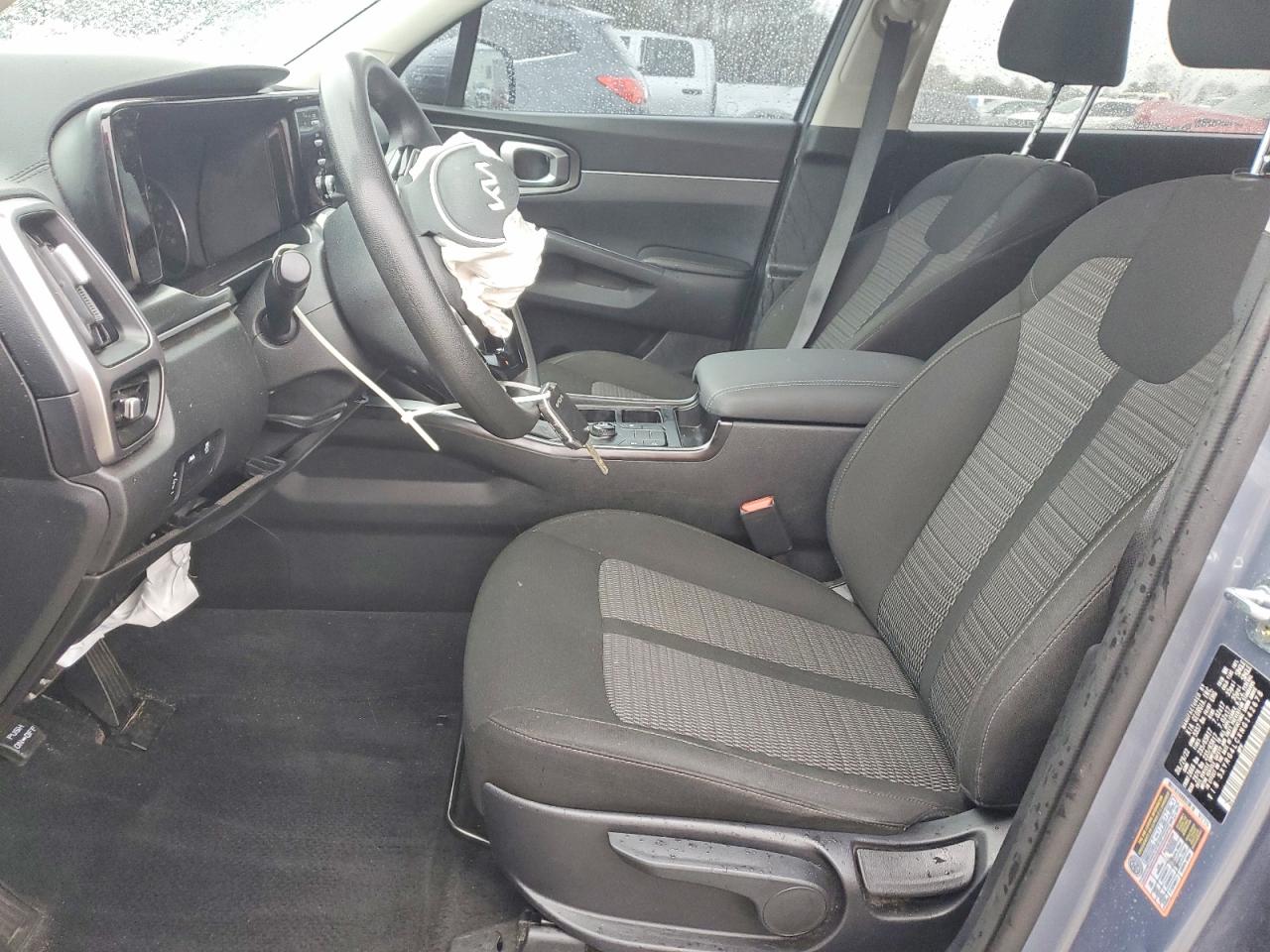 2022 KIA SORENTO LX photo 19
