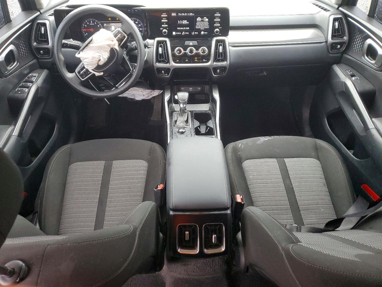 2022 KIA SORENTO LX photo 22