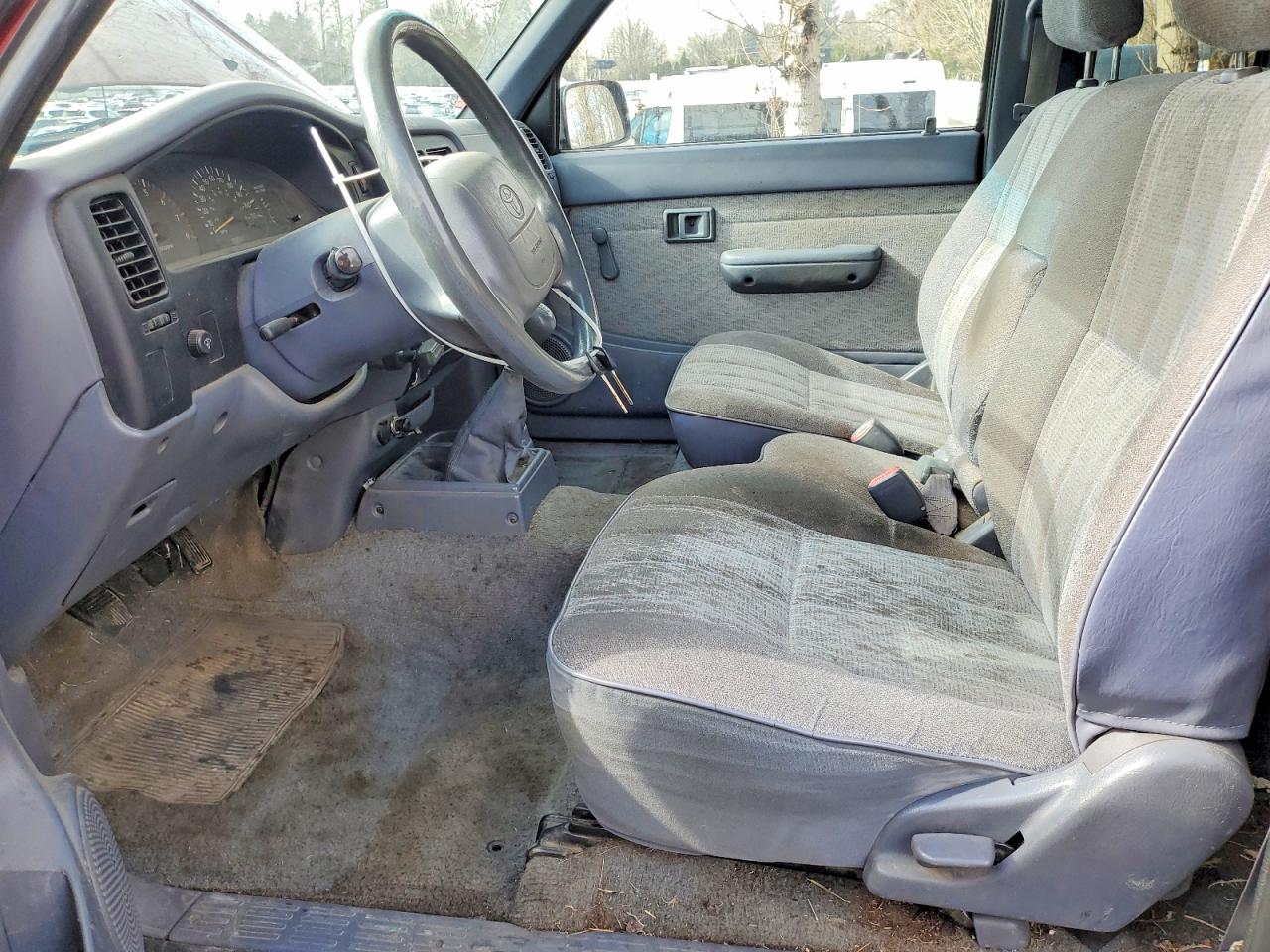 1999 TOYOTA TACOMA photo 13