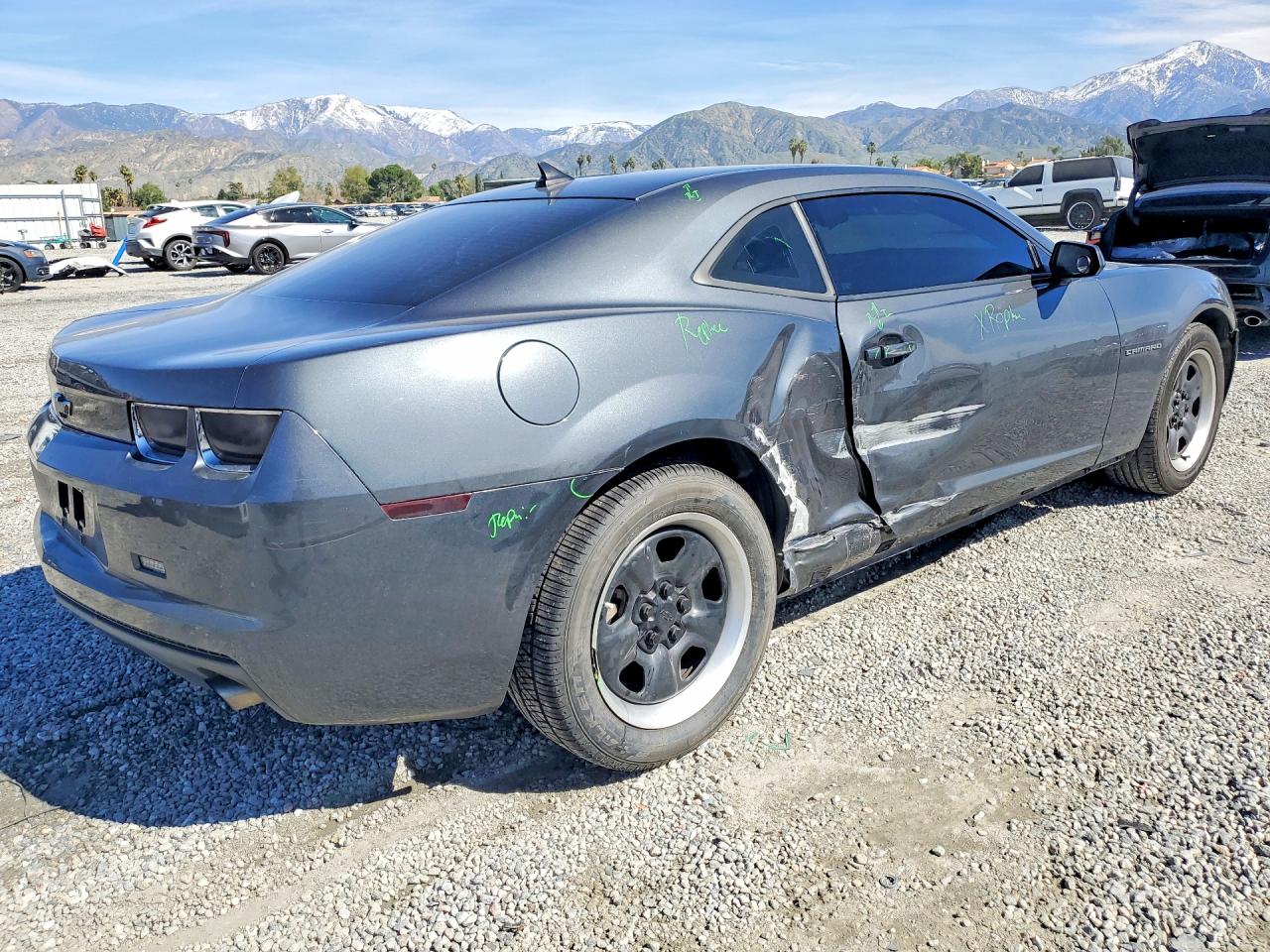 2011 CHEVROLET CAMARO LS photo 5