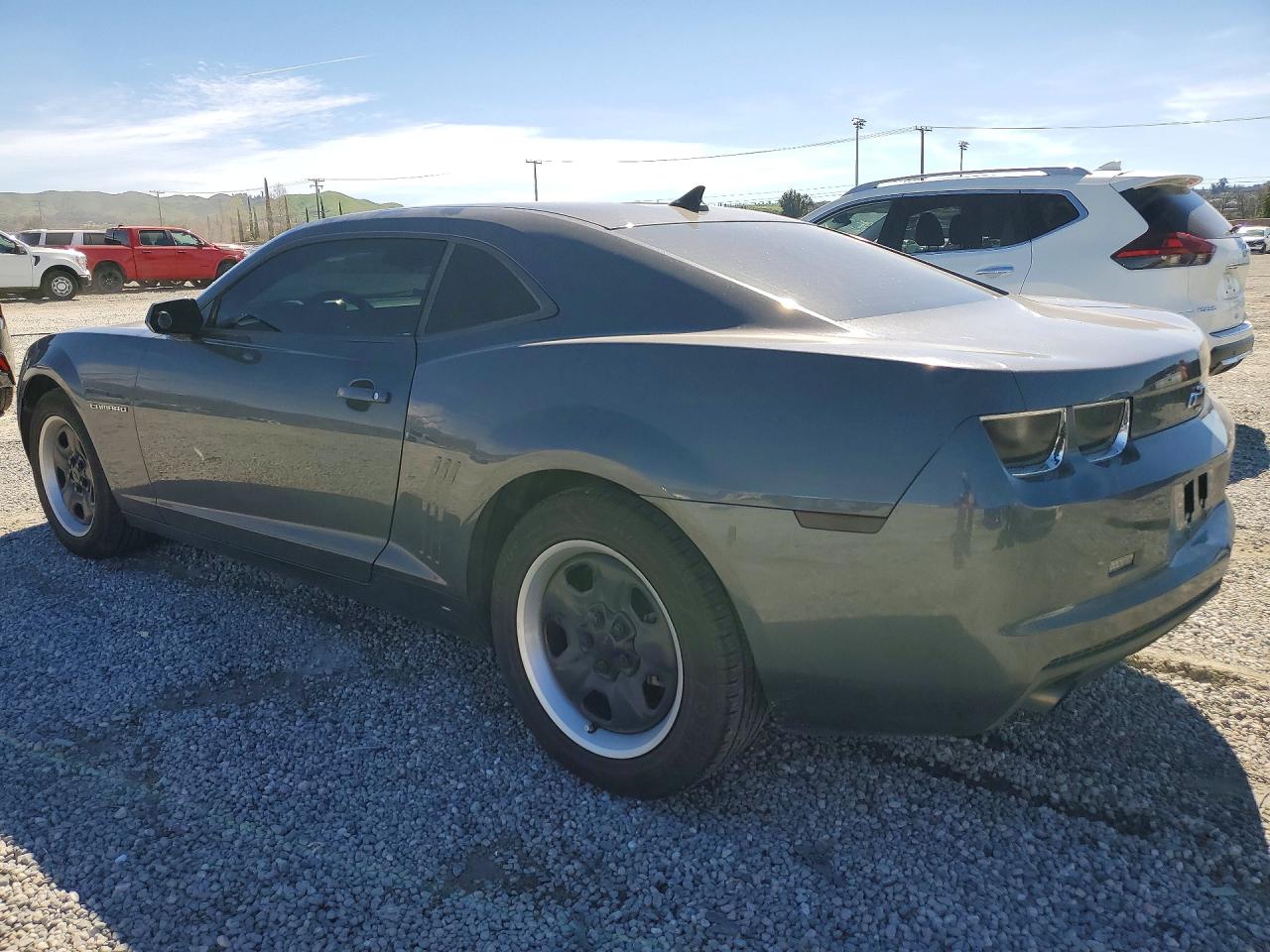 2011 CHEVROLET CAMARO LS photo 3