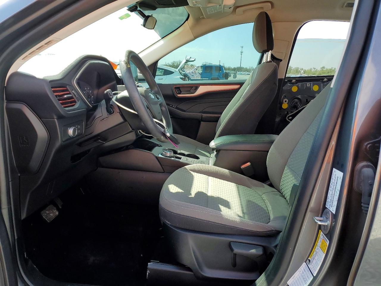 2022 FORD ESCAPE SE photo 19