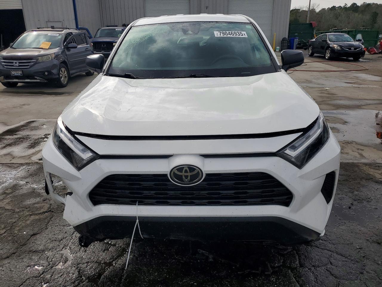 2024 TOYOTA RAV4 LE photo 5