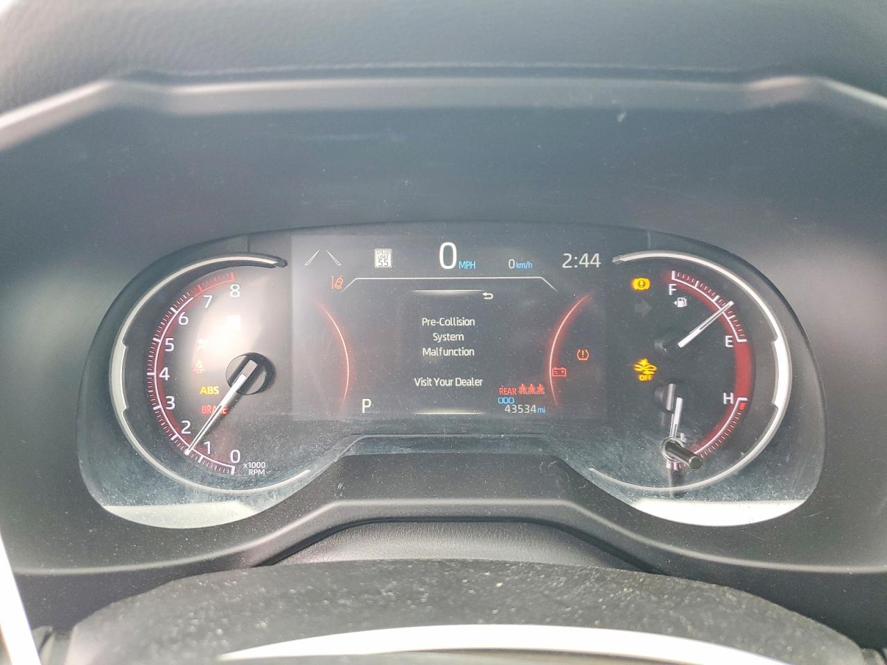 2024 TOYOTA RAV4 LE photo 9