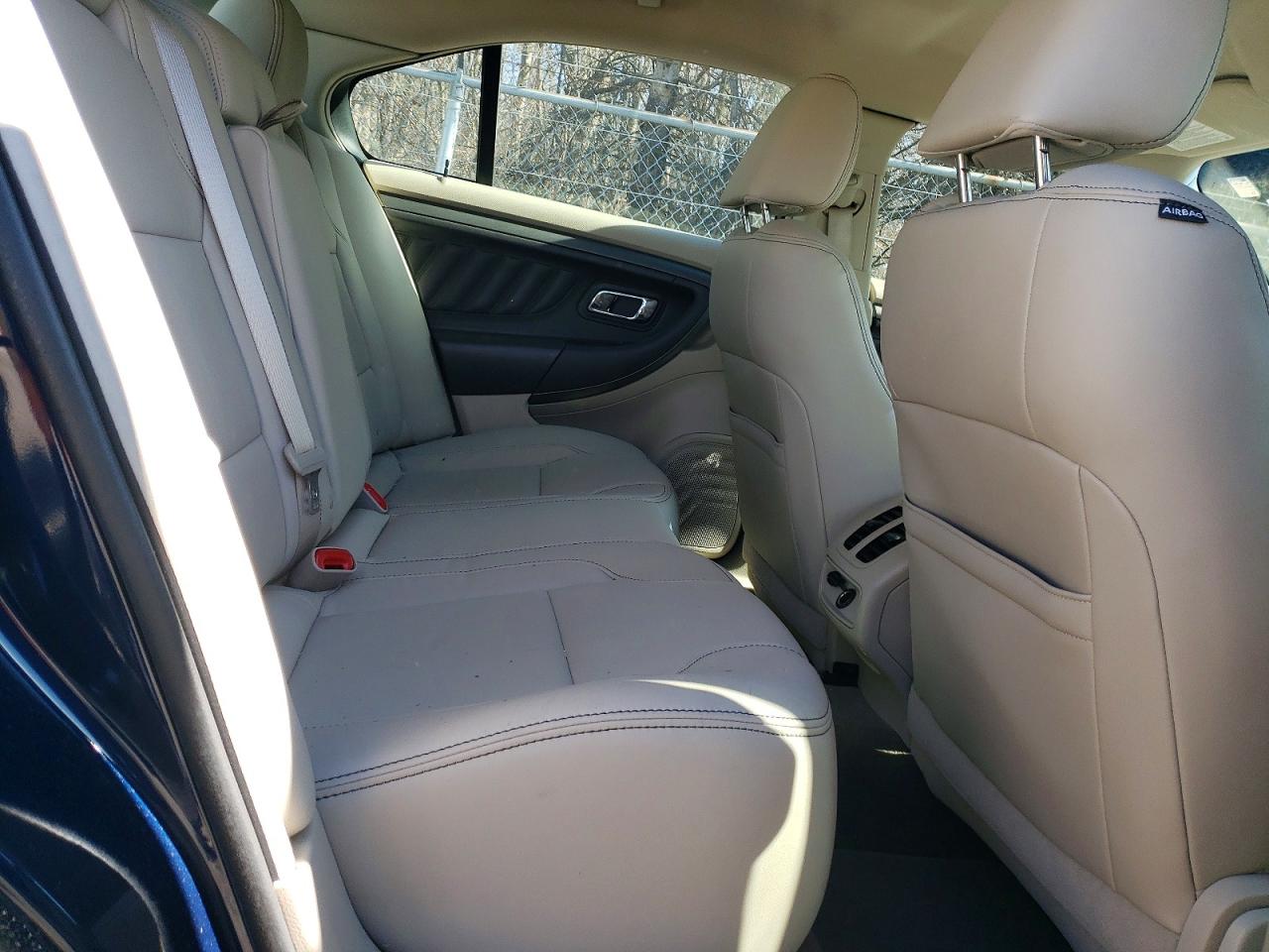 2012 FORD TAURUS SEL photo 10