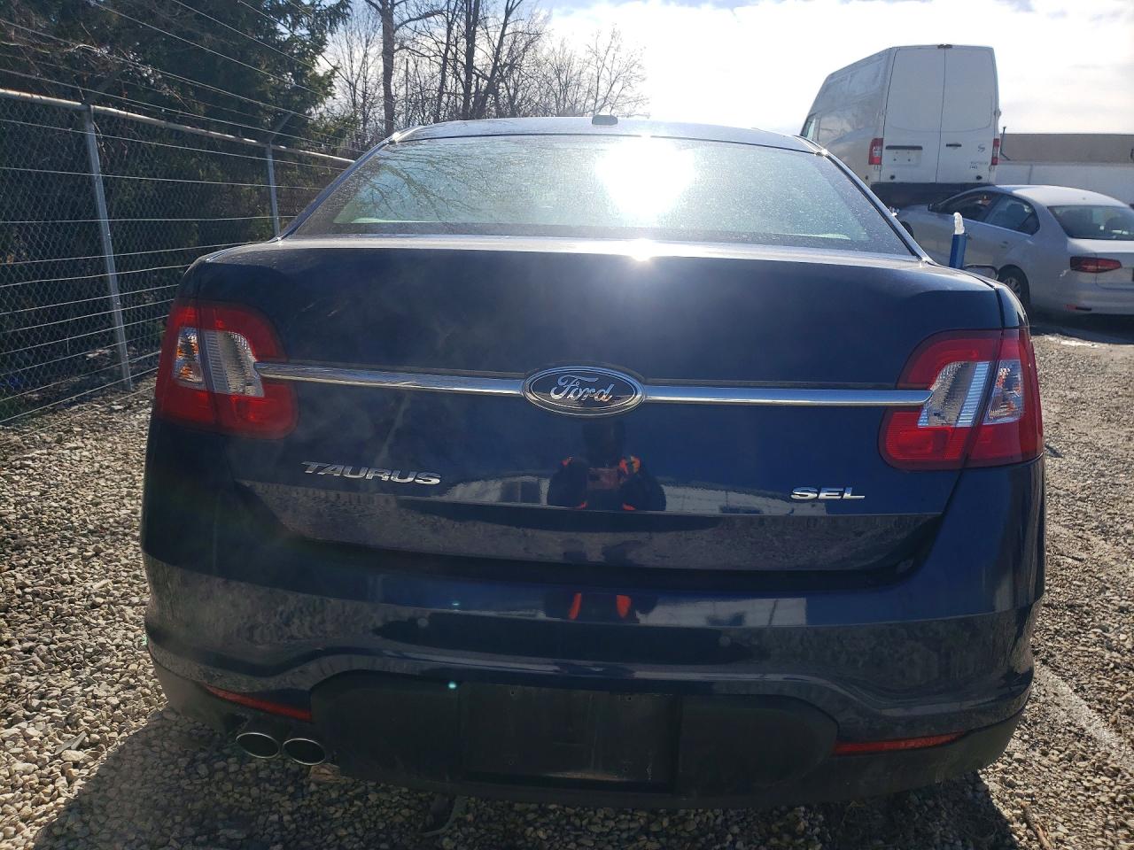 2012 FORD TAURUS SEL photo 6