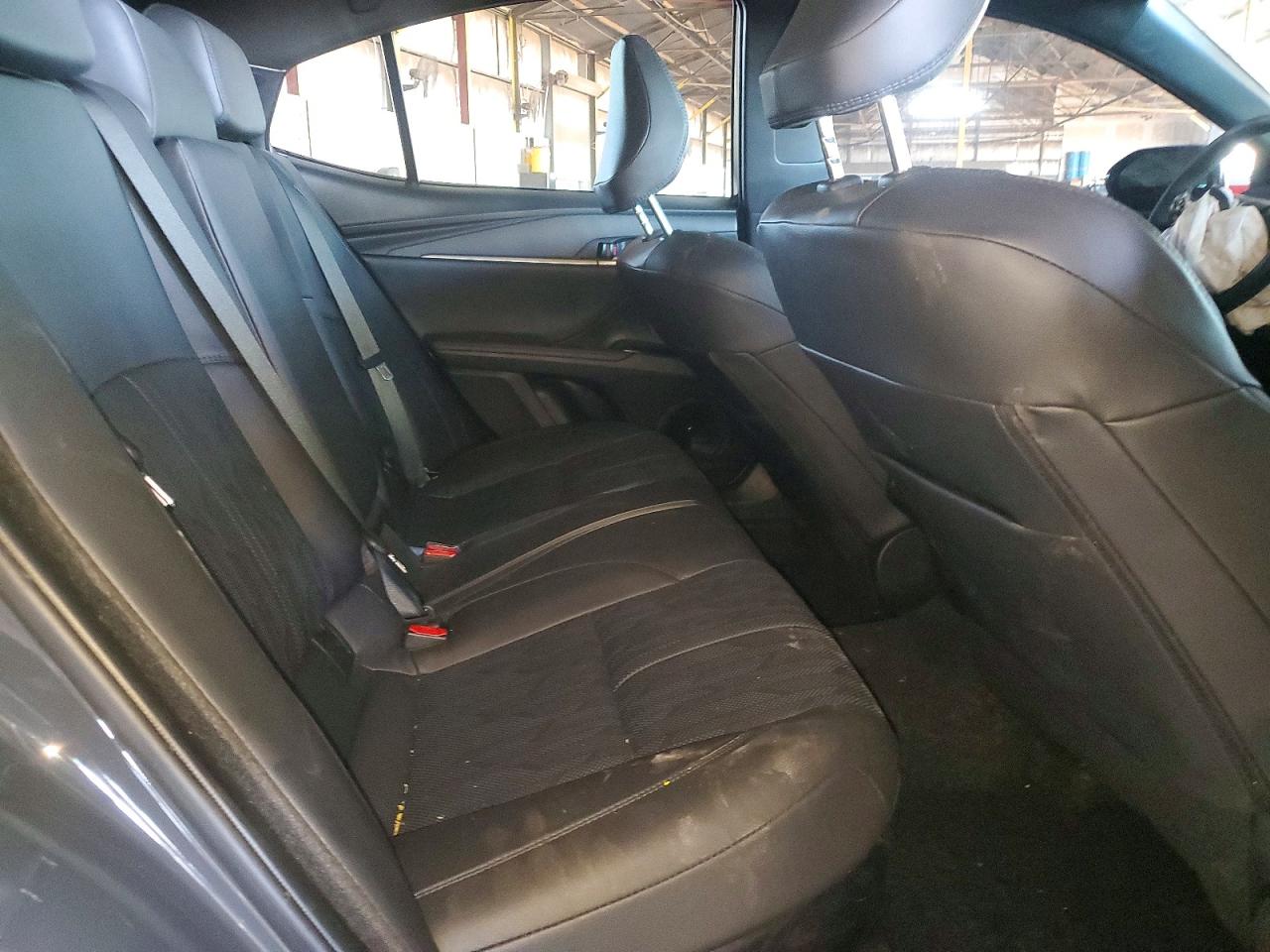 2025 TOYOTA CAMRY XSE photo 10