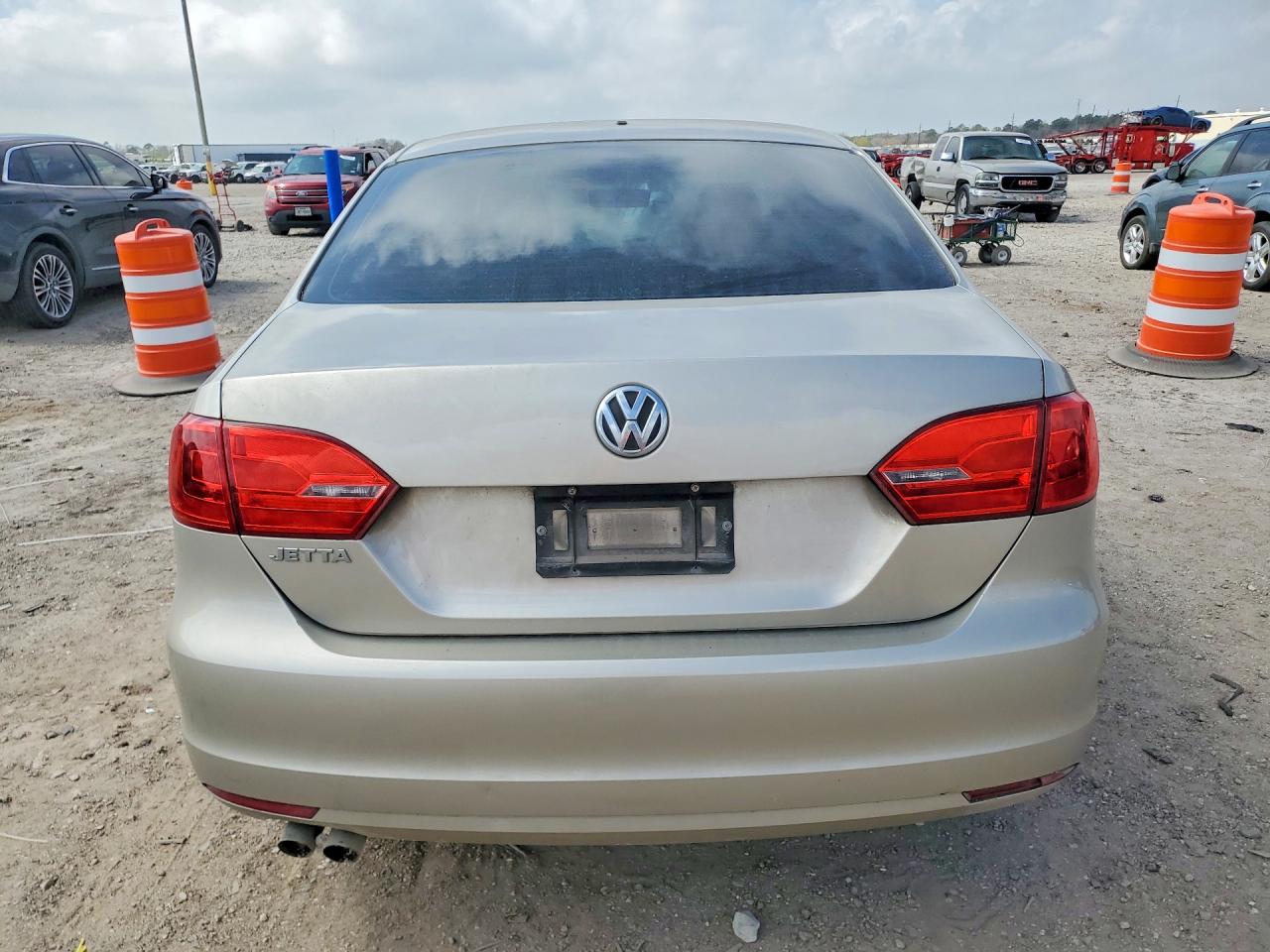 2014 VOLKSWAGEN JETTA BASE photo 11