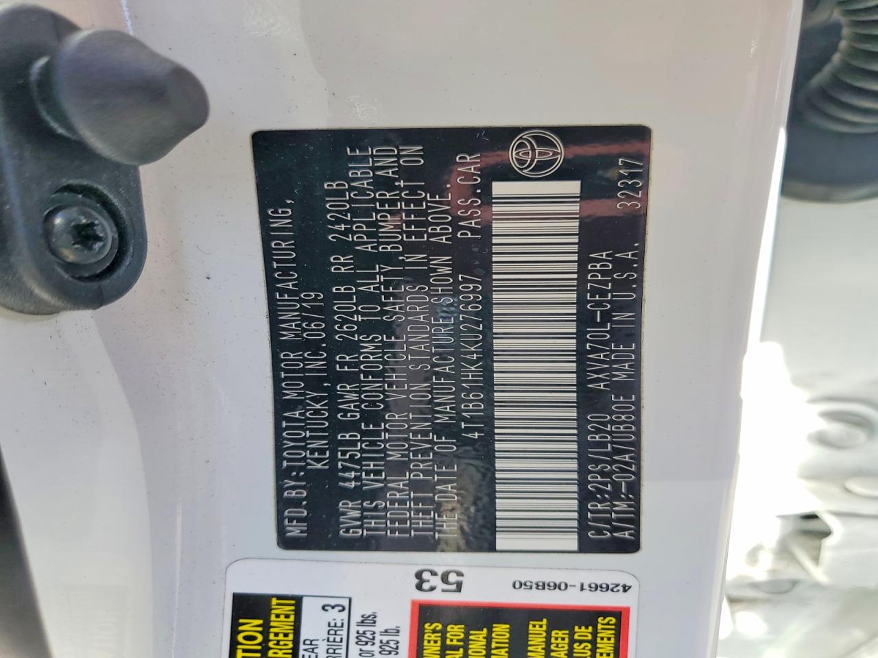 2019 TOYOTA CAMRY XSE photo 23