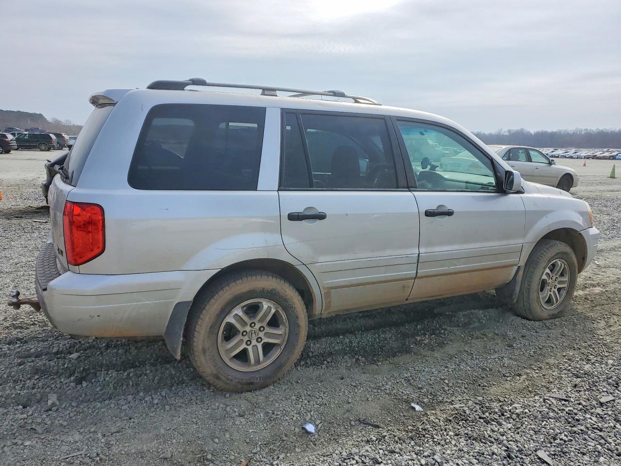 2003 HONDA PILOT photo 5
