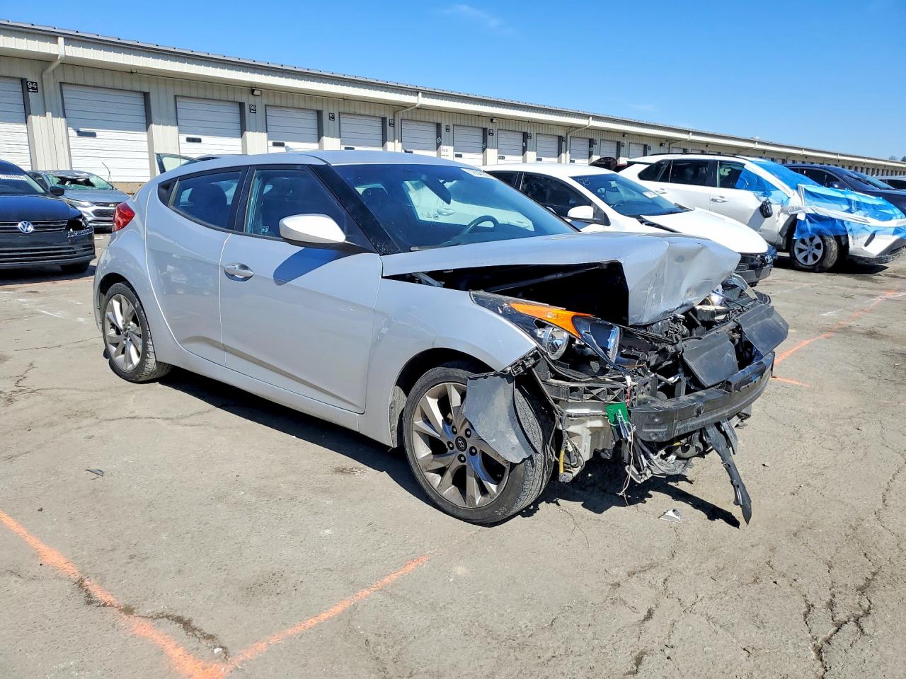 2016 HYUNDAI VELOSTER BASE photo 10