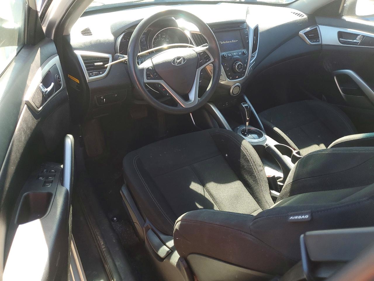 2016 HYUNDAI VELOSTER BASE photo 22