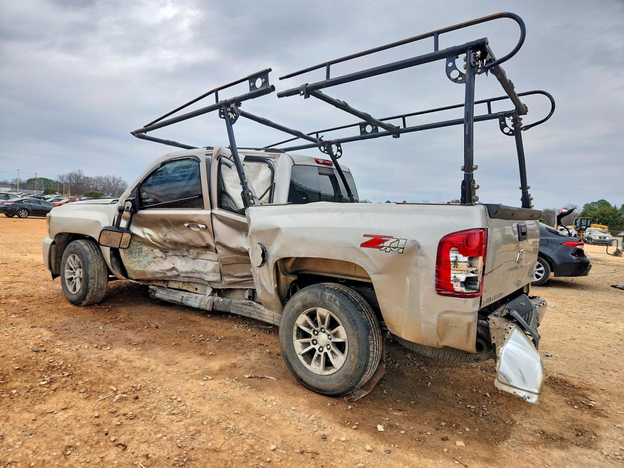 2007 CHEVROLET SILVERADO K1500 CREW CAB photo 2