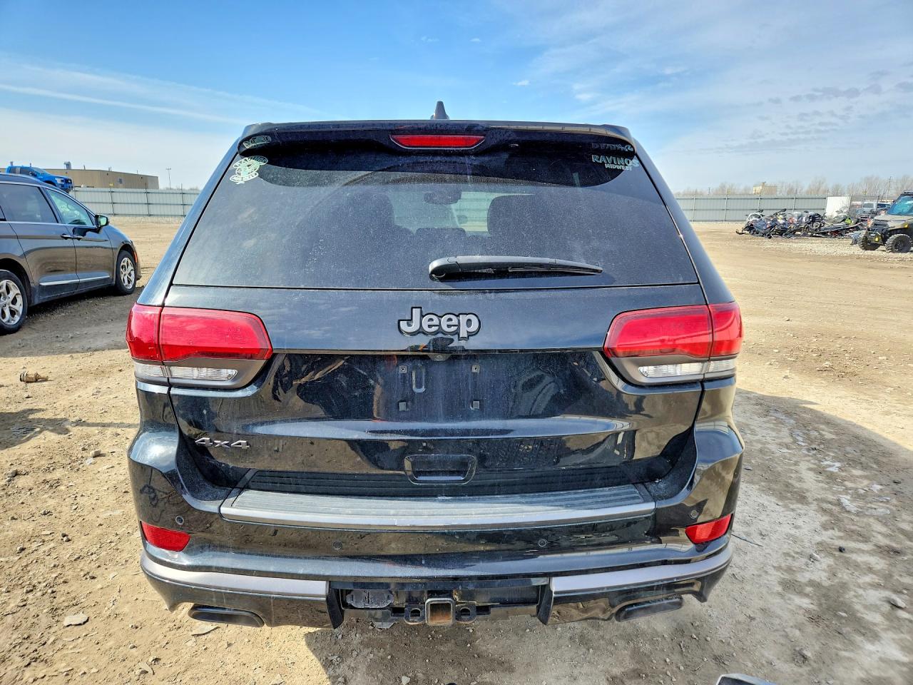 2020 JEEP GRAND CHEROKEE OVERLAND photo 11