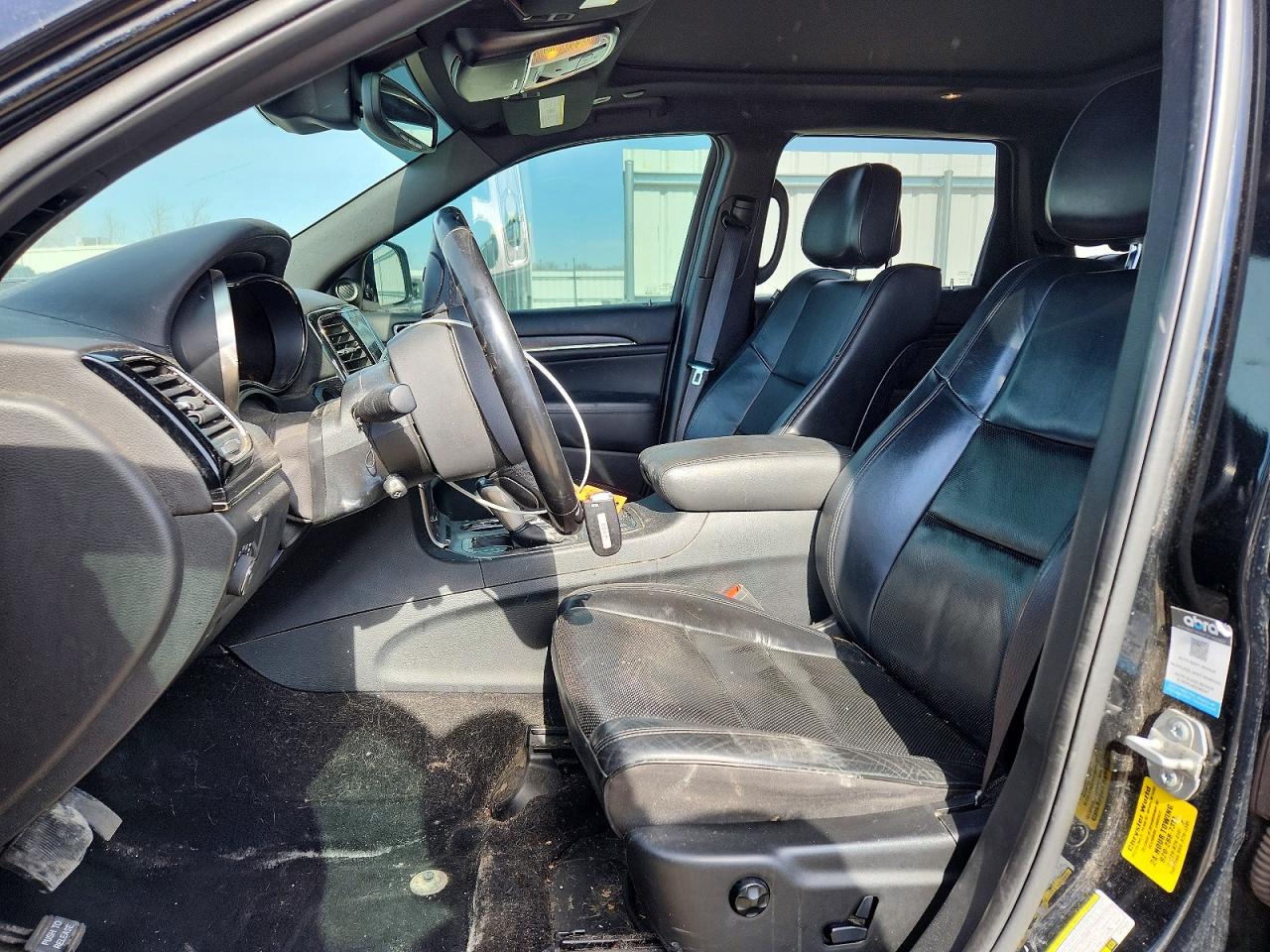 2020 JEEP GRAND CHEROKEE OVERLAND photo 13