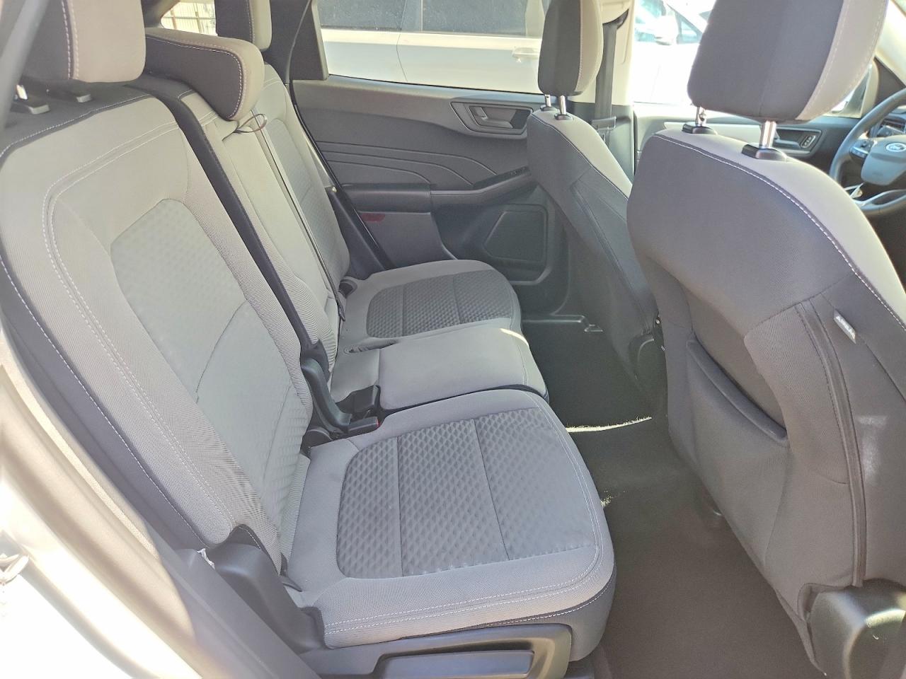 2022 FORD ESCAPE SE photo 21
