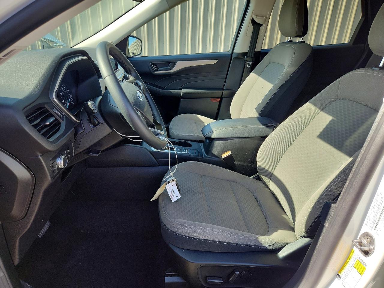 2022 FORD ESCAPE SE photo 13