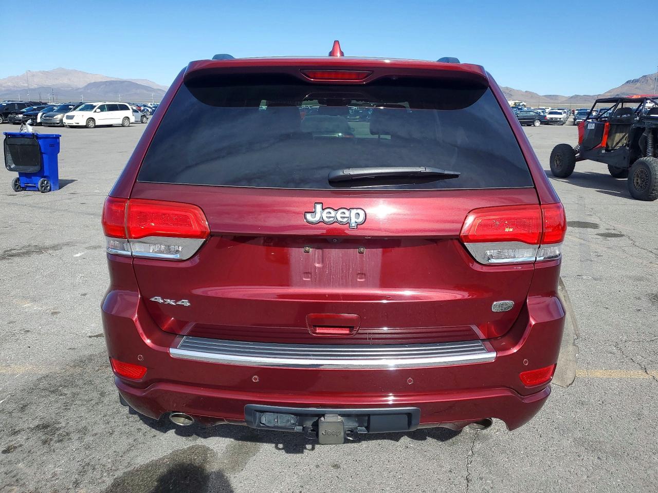 2016 JEEP GRAND CHEROKEE OVERLAND photo 6