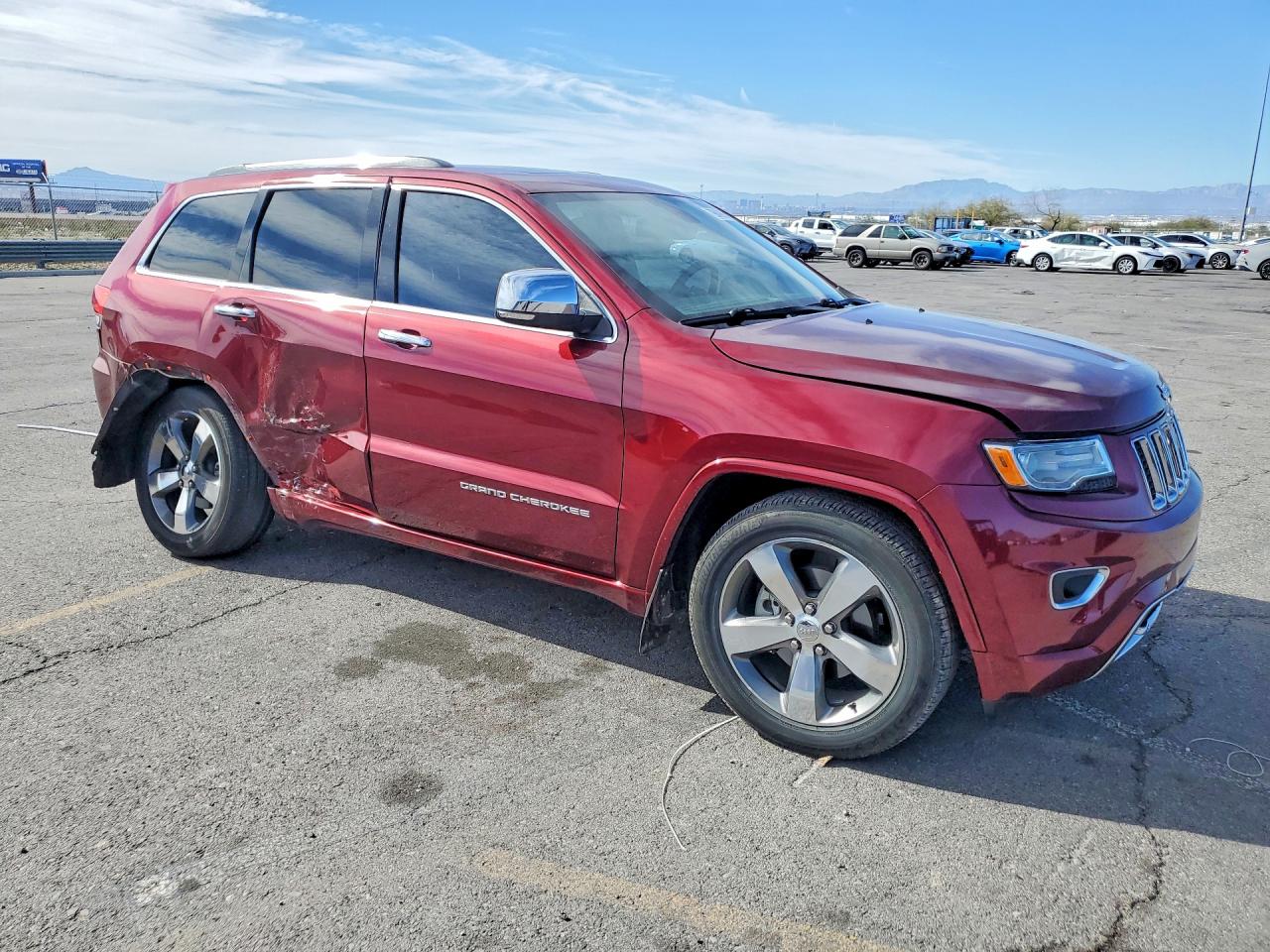 2016 JEEP GRAND CHEROKEE OVERLAND photo 4
