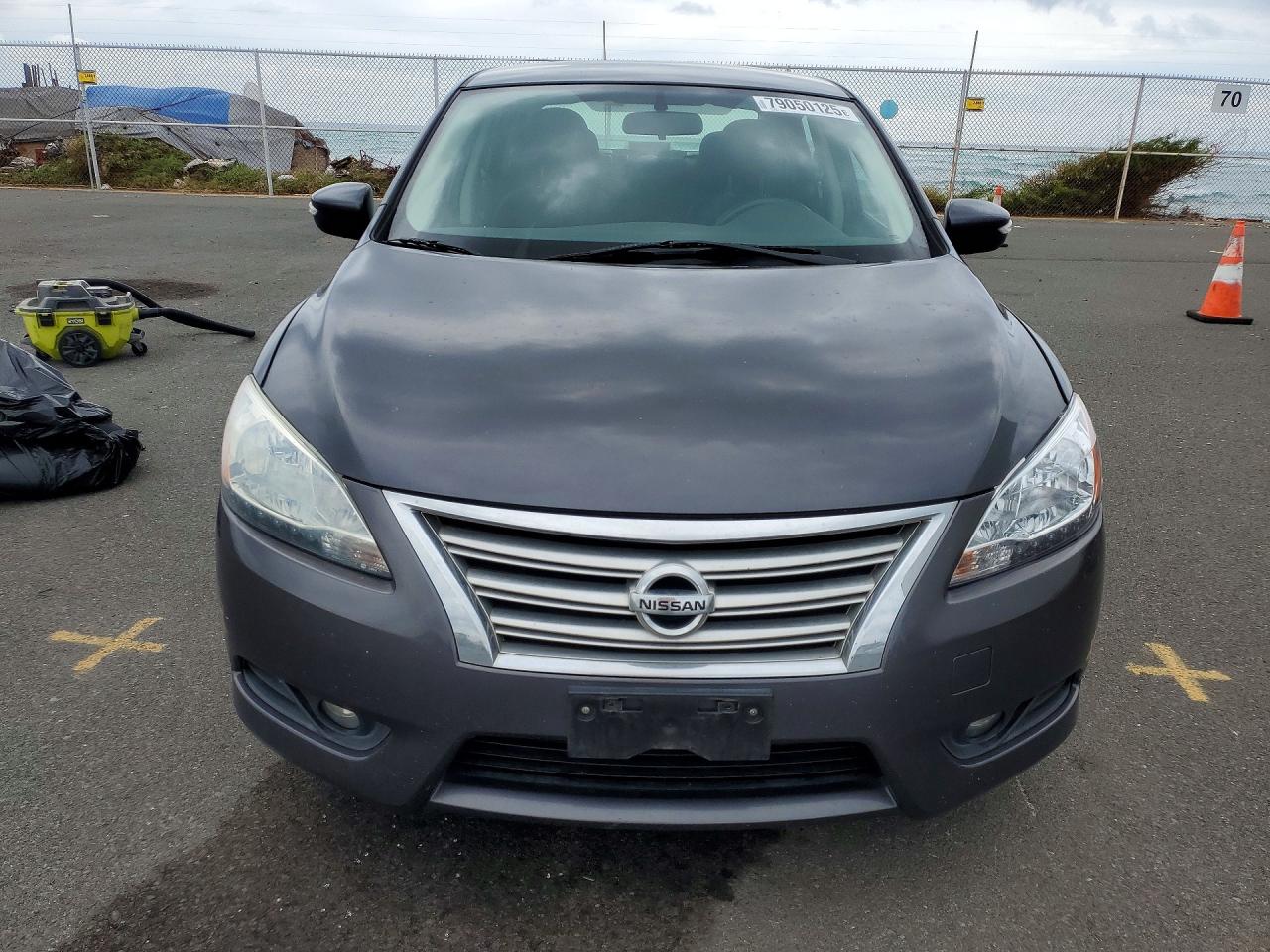 2014 NISSAN SENTRA SL photo 5