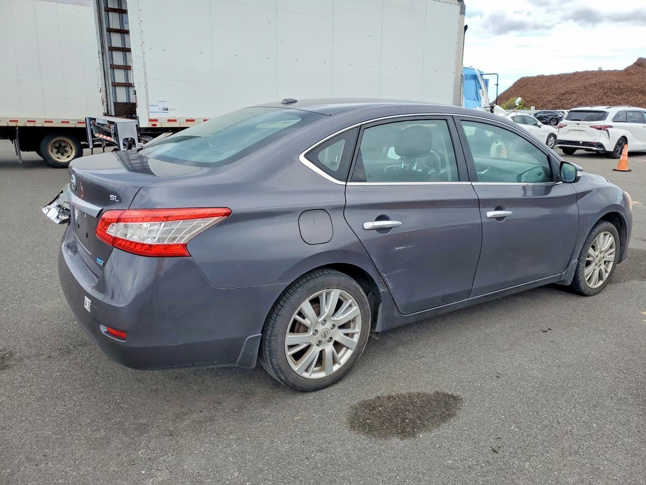 2014 NISSAN SENTRA SL photo 3